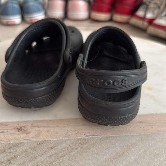 Crocs - Picture 2 of 3